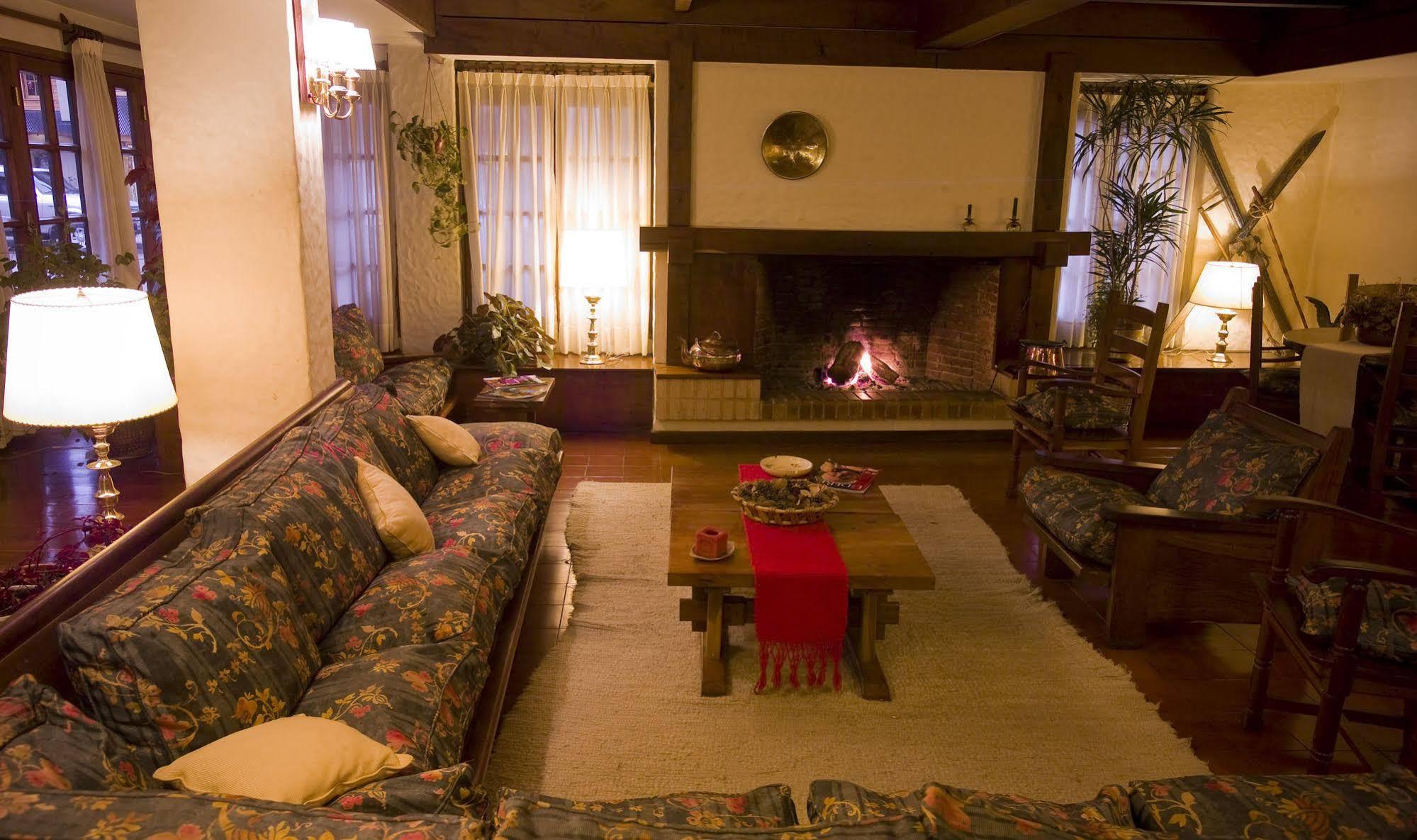Del Viejo Esquiador Hotel San Martin de los Andes Ngoại thất bức ảnh