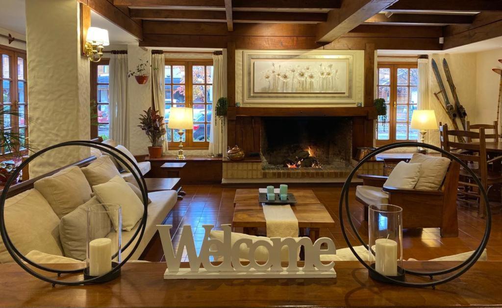 Del Viejo Esquiador Hotel San Martin de los Andes Ngoại thất bức ảnh