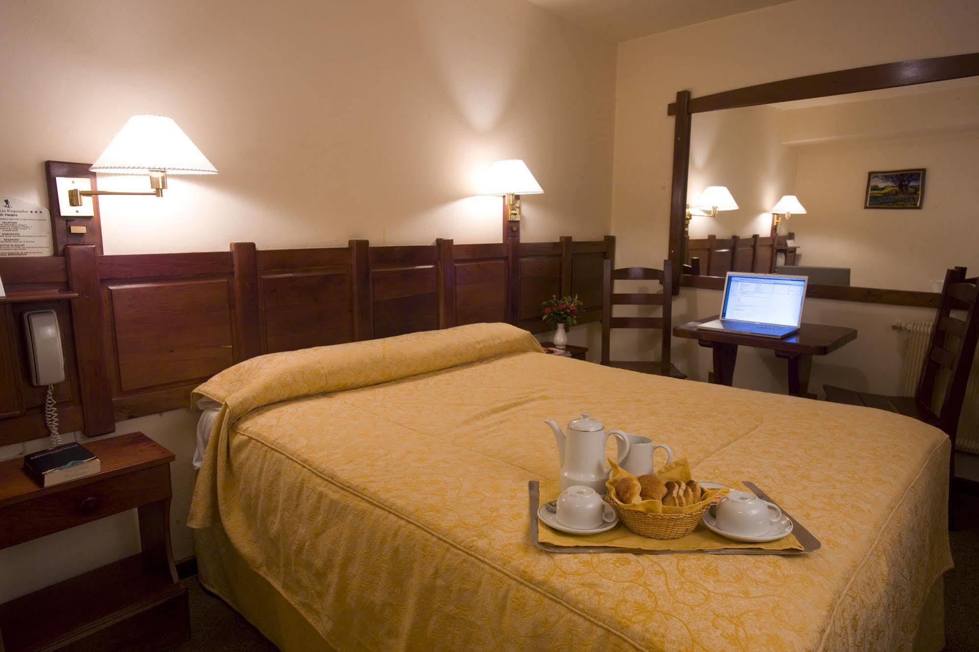 Del Viejo Esquiador Hotel San Martin de los Andes Ngoại thất bức ảnh
