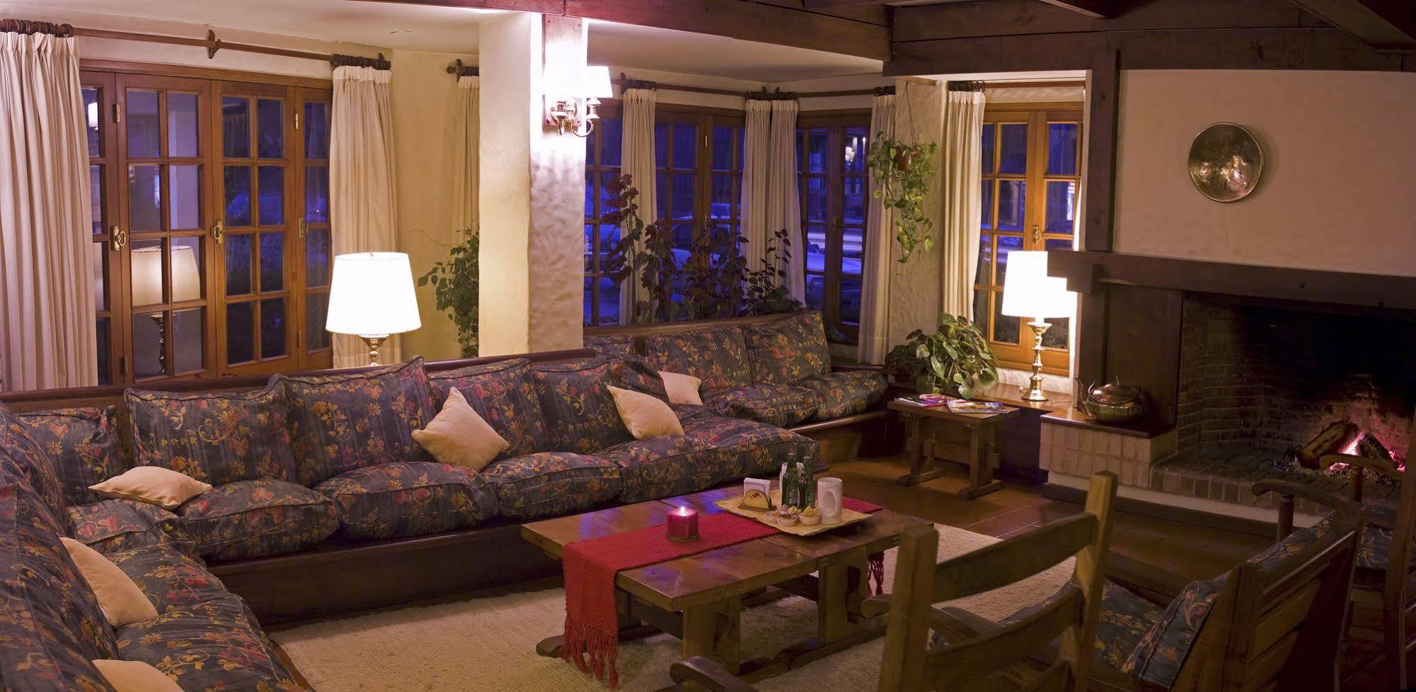 Del Viejo Esquiador Hotel San Martin de los Andes Ngoại thất bức ảnh
